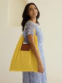 Mustard color option, Currently selected