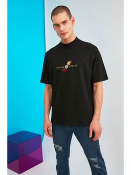 Trendyol - Man Black T-Shirt