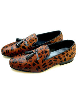 SHUTIQ - Kiltie Leopard Ponyhair Velvet Loafer