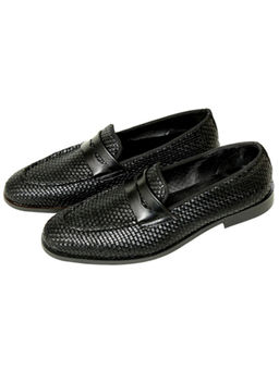 SHUTIQ - Banded Manalo Woven Black Shoes