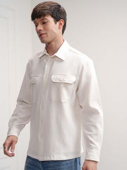HIGHLANDER - Men White Popcorn Textured Oversized Shirt