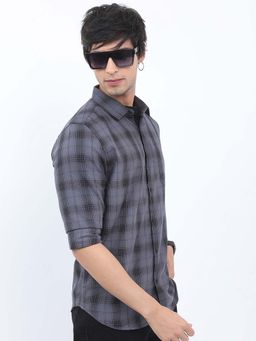 HIGHLANDER - Men Grey Checks Casual Slim Fit Shirt