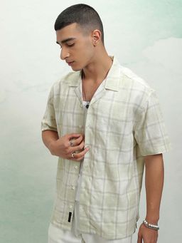 HIGHLANDER - Men Green Checks Relaxed Fit Shirt