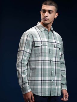 HIGHLANDER - Men Sage Green Checks Relaxed Fit Shirt