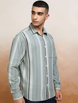 HIGHLANDER - Men Sage Green Waffle Dobby Textured Relaxed Fit Shirt