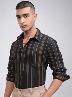 HIGHLANDER - Men Brown and Black Waffle Dobby Textured Stripes Casual Shirt