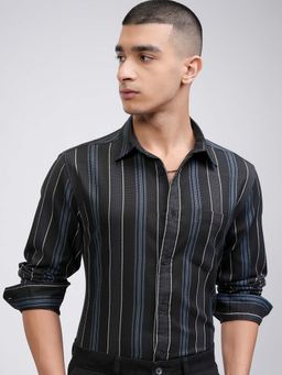 HIGHLANDER - Men Blue and Black Waffle Dobby Textured Stripes Casual Shirt