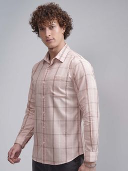 HIGHLANDER - Men Peach Dobby Textured Checks Casual Shirt