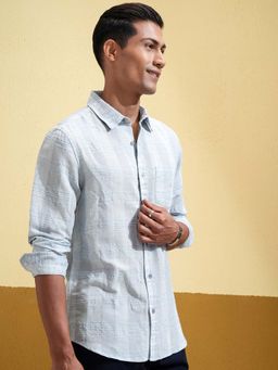 HIGHLANDER - Men Blue Chinelle Yarn Stripes Casual Shirt