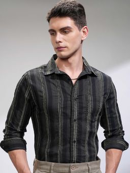 HIGHLANDER - Men Black Stripes Full Sleeves Shirt