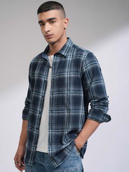 HIGHLANDER - Men Blue Checks Relaxed Fit Shirt