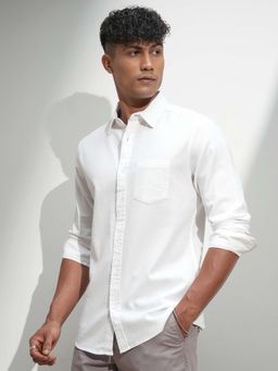 HIGHLANDER - Men White Regular Fit Textured Cotton Casual Shirt