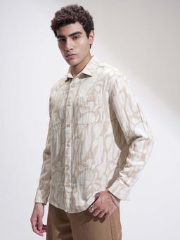 HIGHLANDER - Men Beige Abstract Printed Cutaway Collar Relaxed Fit Cotton Shirt