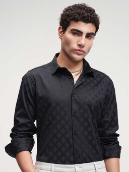 HIGHLANDER - Men Dark Black Self Design Slim Fit Cotton Shirt