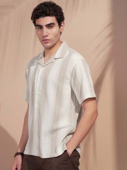 HIGHLANDER - Men Beige Vertical Stripes Collar Relaxed Fit Shirt