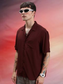 HIGHLANDER - Men Maroon Textured Oversized Casual Shirt