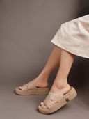 Beige color option, Currently selected