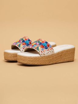 ERIDANI - Daisy White Embroidered Wedges Heels