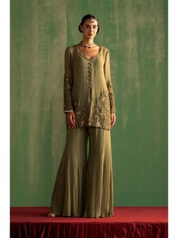 STUDIO BAGECHAA - Aadhira Green Embroidered Kurti with Slip and Sharara (Set of 3)