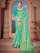 Green color option, Sold out, Currently selected