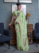 Green color option, Sold out, Currently selected