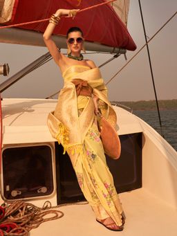 Akhilam - Silk Blend Yellow Woven Designer Saree With Blouse Piece