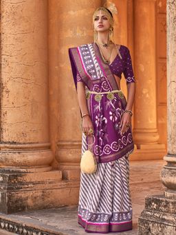 Akhilam - Silk Blend Purple Woven Designer Saree With Blouse Piece