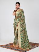 Green color option, Sold out, Currently selected