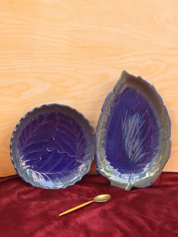WEAVING HOMES - Set Of 2 - Royal Blue Round Engraved Royal Blue Betel Leaf Combo Serving Plates
