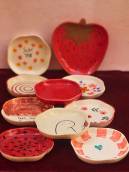 WEAVING HOMES - Set Of 10 Cozy Hearts Dessert Combo Platters