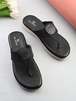 XE Looks - Black Embellishment Buckle Detail Comfort Toe-Ring Slippers