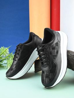 XE Looks - Lightweight and Attractive Lace Up Sneaker Shoes