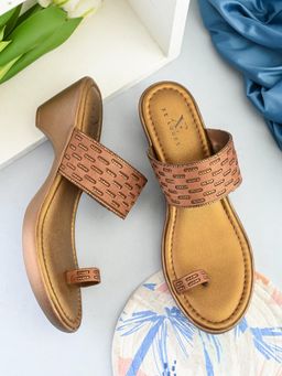 XE Looks - Tan Wedge Toe-Ring Sandal Perforated Pleated Upper Strap Heels