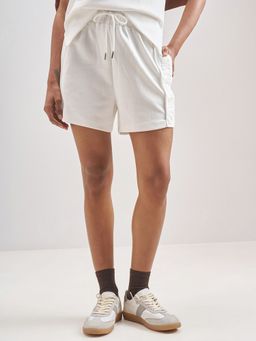 TOKYO TALKIES - Women White Mid Rise Solid Shorts