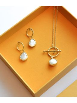 ZARIIN - Signature Box: Classics