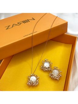 ZARIIN - Vintage Pearls Earrings And Pendant Gift Box