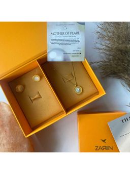 ZARIIN - Harmony Pendant Necklace And Stud Earrings Set - Mother Of Pearl