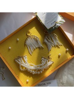 ZARIIN - Pearl Drapes Gift Box