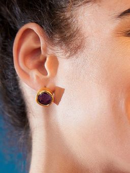 ZARIIN - The Spirited Gold Stud Earrings With Amethyst