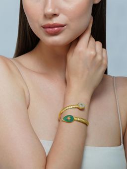 ZARIIN - Old Meets New Green Onyx Cuff Bracelet