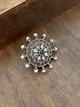 The Chikan Label - Handcrafted Kundan and Pearl Work Ring