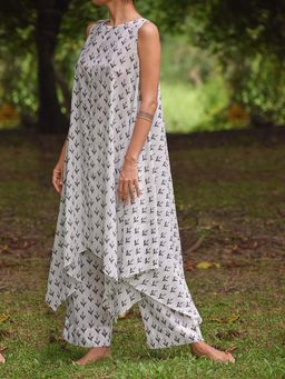 Myoho - Boat Neck Side Drop Top with Pant