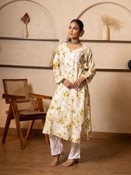 Gharana India - Cotton Floral Embroidered Chikankari Round Neck Straight Kurta