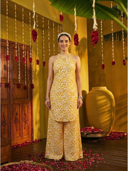 AMAGYAA - Women's Cotton Printed Yellow Kurta and Sharara with Potli