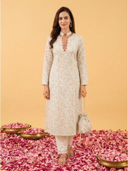 AMAGYAA - Women's Cotton Printed Cream Kurta and Pant with Potli