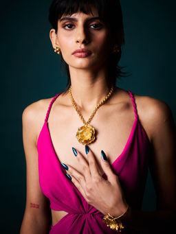 Trazenie - Champa Jewellery Set - Short Necklace with Bracelet