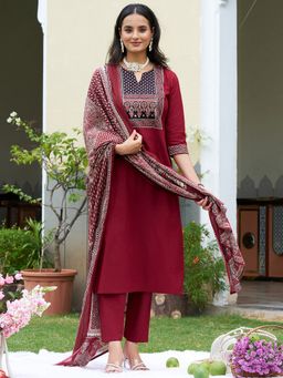 BERRYLICIOUS - Maroon Cotton Printed Kurta with Pant and Dupatta