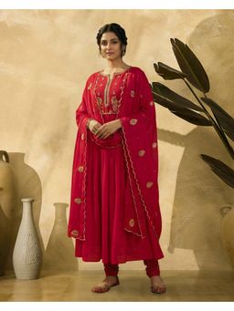 KVS FAB - Red Zari Sequence Embroidered Kurta With Pant And Dupatta