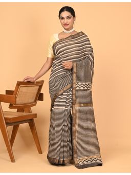 Ushvii - Brown Cotton Silk Stripes Printed Saree With Unstitched Blouse