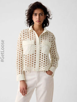 GAP - Womens Regular Fit Cut-Work Spread Collar Shirt